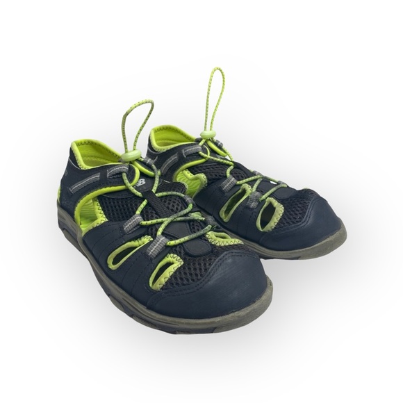 New Balance 𓆉 Adirondack Outdoor Adventure Sandal 𓆉 Black Neon Green 𓆉 Kids 2 - Picture 11 of 16